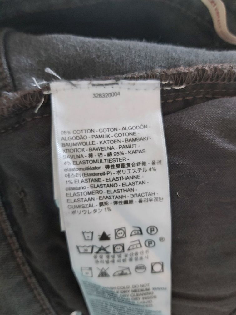 Spodnie Levi's Levis 28 dopasowany fason s 36 m 38