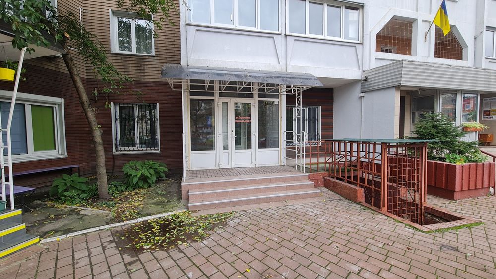 Оренда 80-160 кв.м. Фасад, н/ф