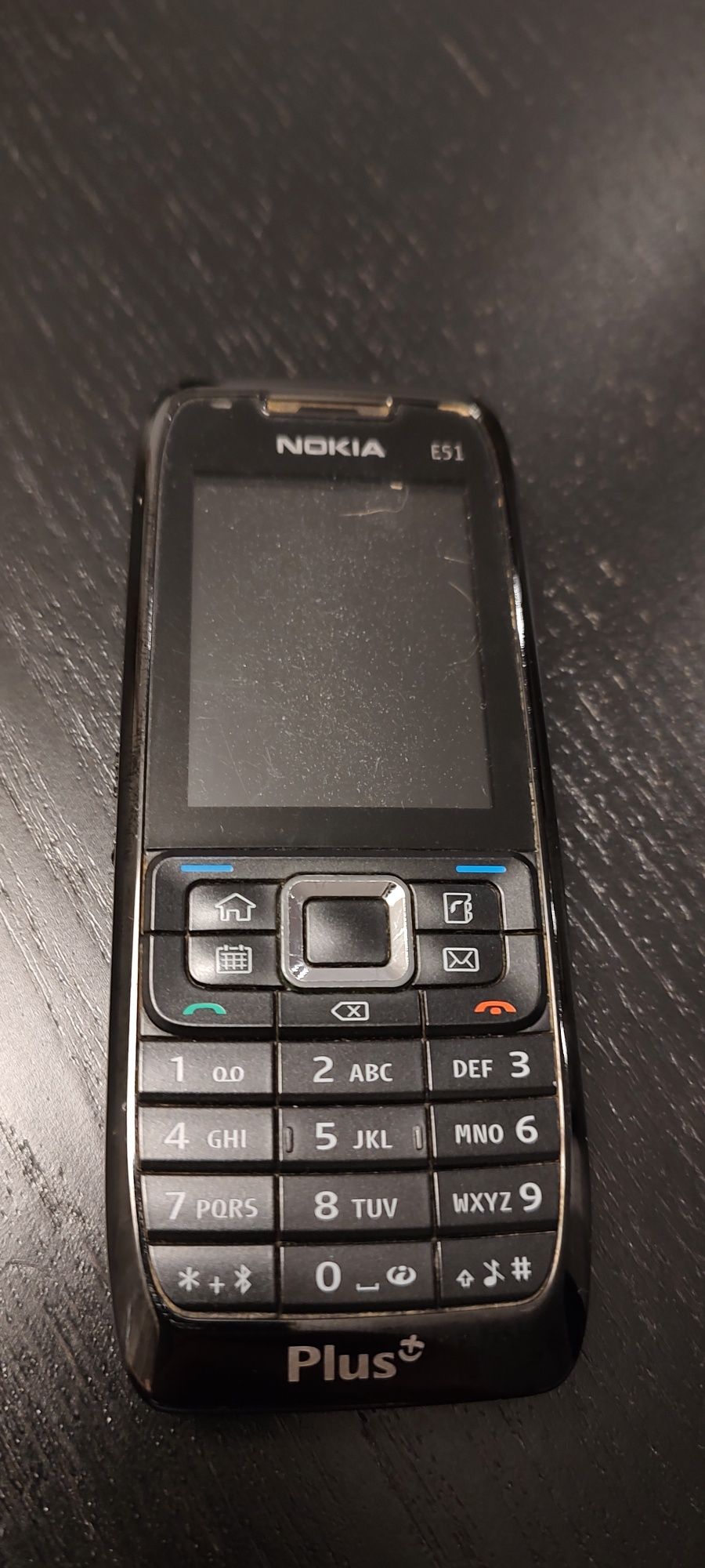 Telefon Nokia E51