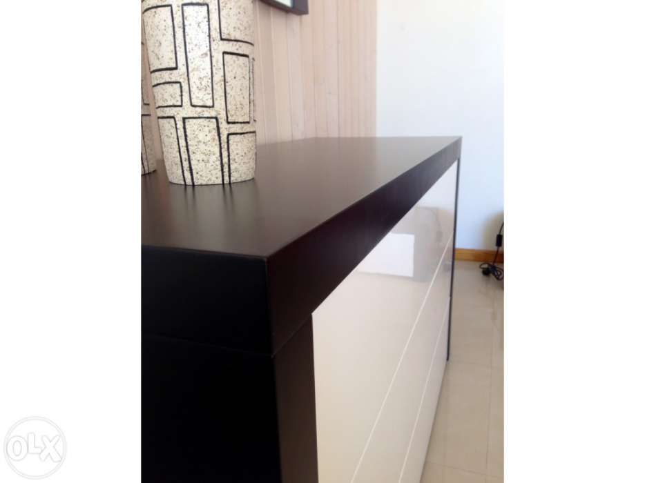 Quartos de casal lacado NOVO e outros vendo para alugar espaço