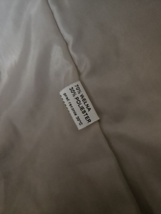 Płaszczyk damski beżowy r.36