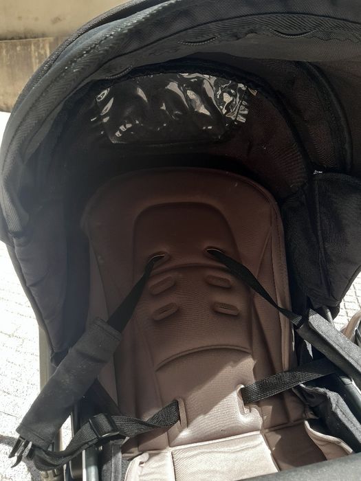 Carro de bebé e cadeira auto