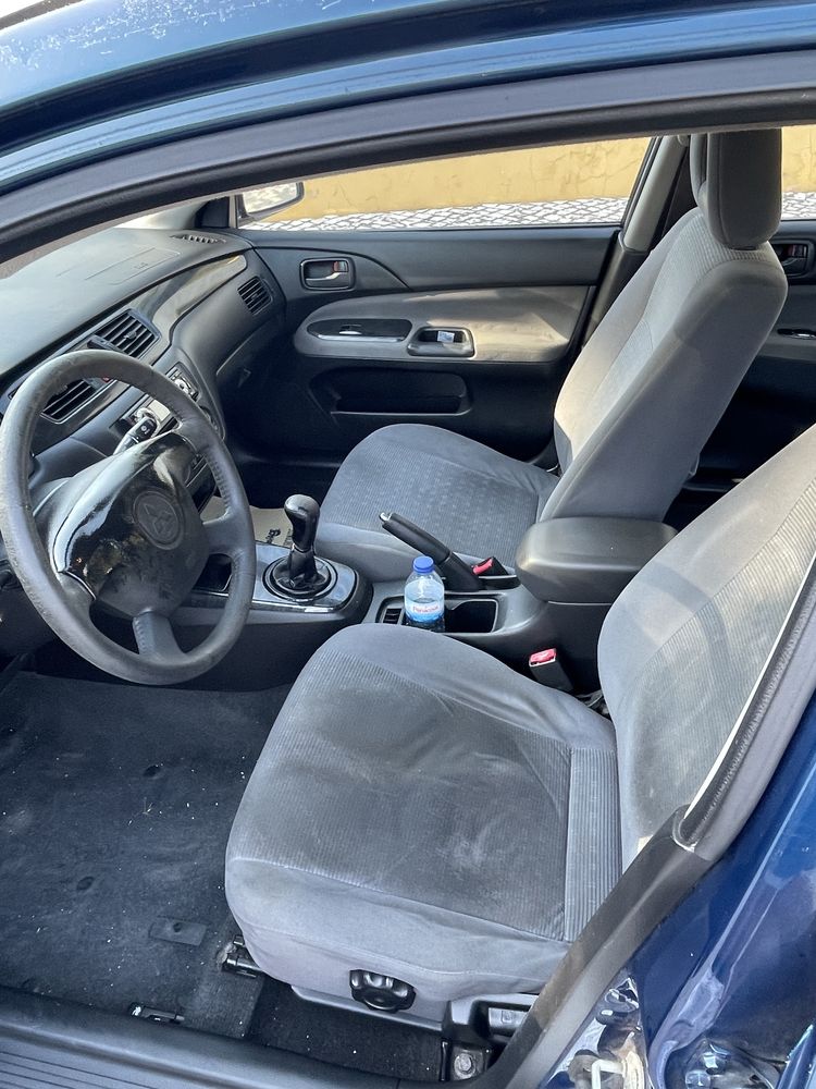 Mitsubishi Lancer VII 1.6i Confort (em excelente estado)