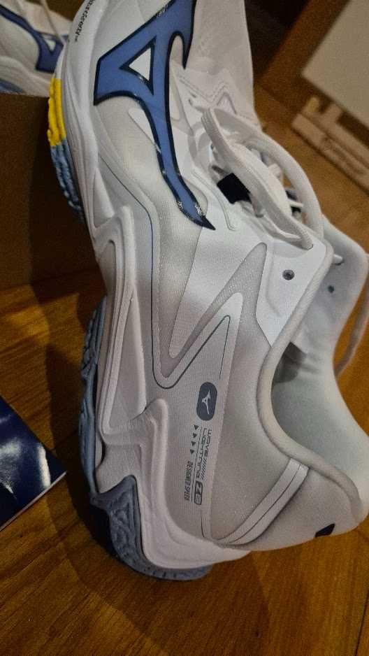 Sapatilhas Indoor Mizuno Wave Lightning Z (tamanho 43)