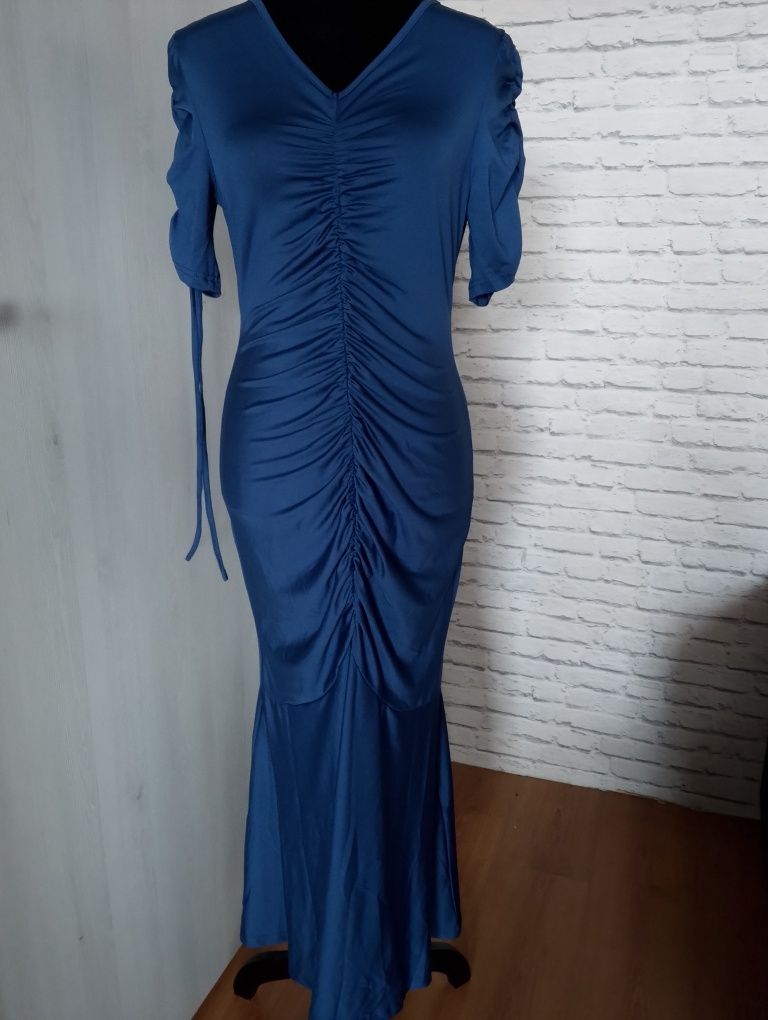 Elegancka sukienka M ciemnoniebieska