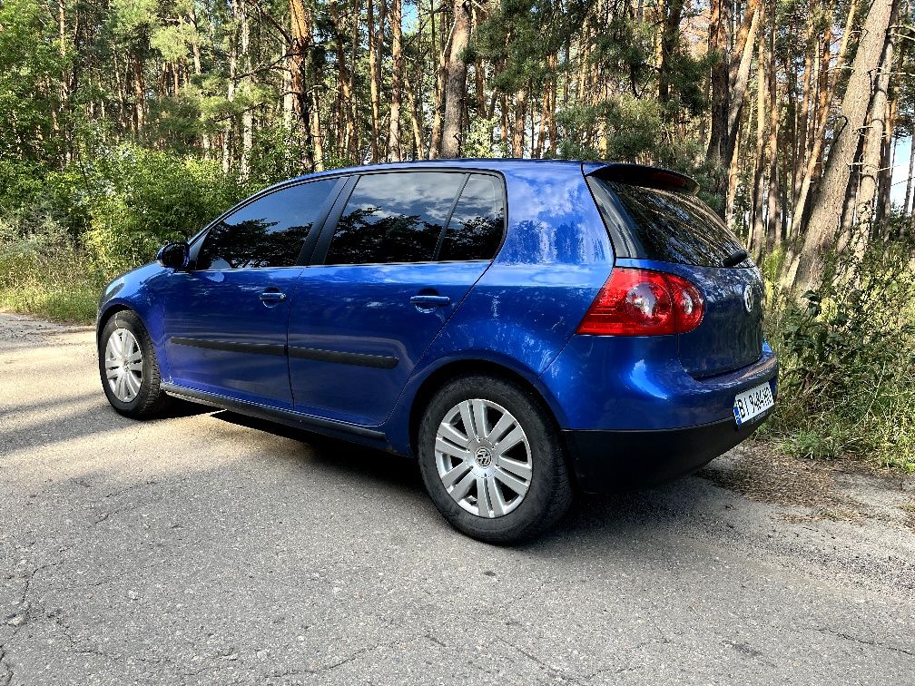 Volkswagen Golf 5 1.6 fsi