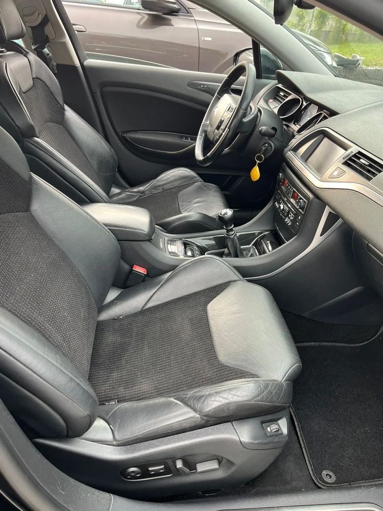 Citroën C5 Citroen C5 2.2 HDI, doinwestowany mechanicznie, nowy dwumas, rozrząd