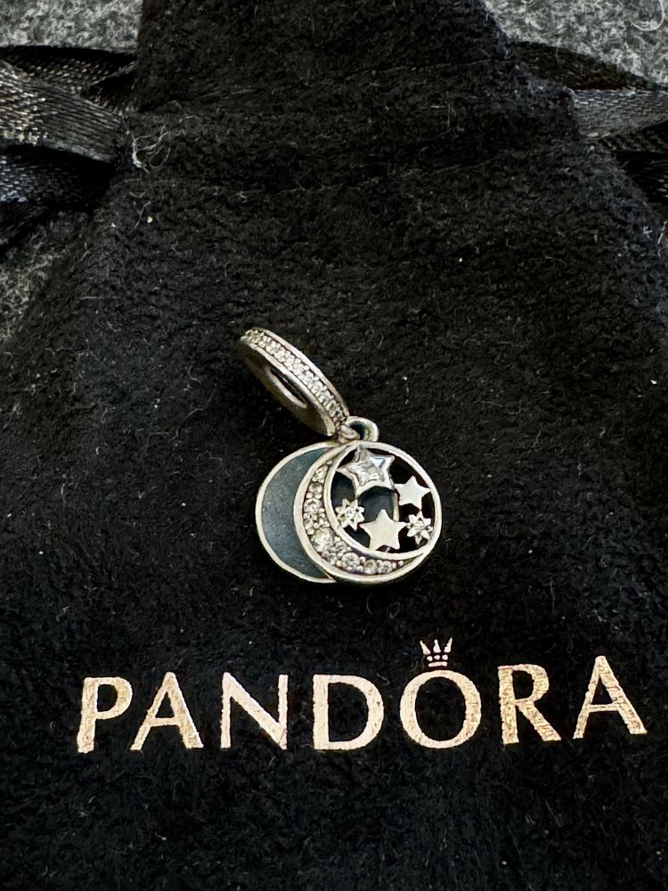 Pandora шарми
