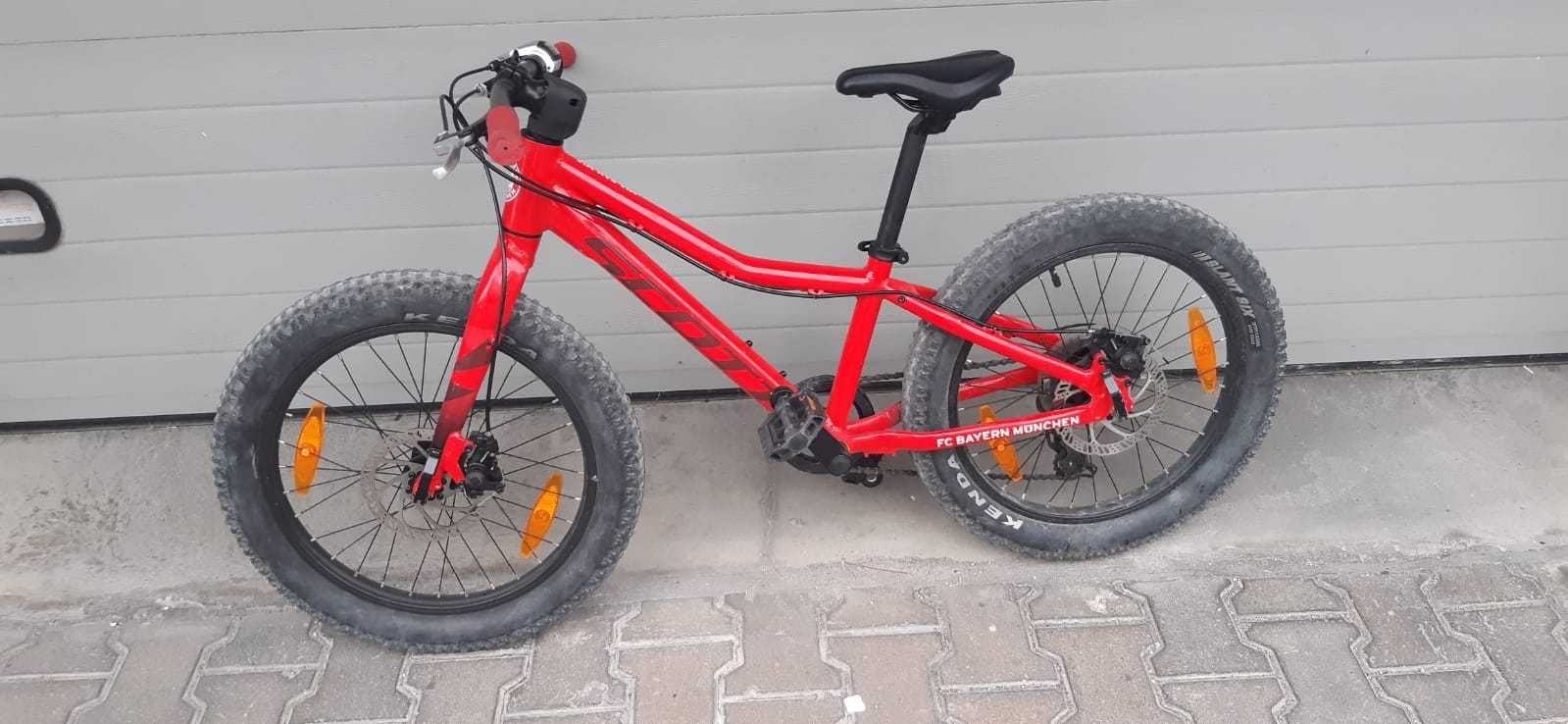 Scott Roxter 20 FC Bayern Munique 8 Speed Disc