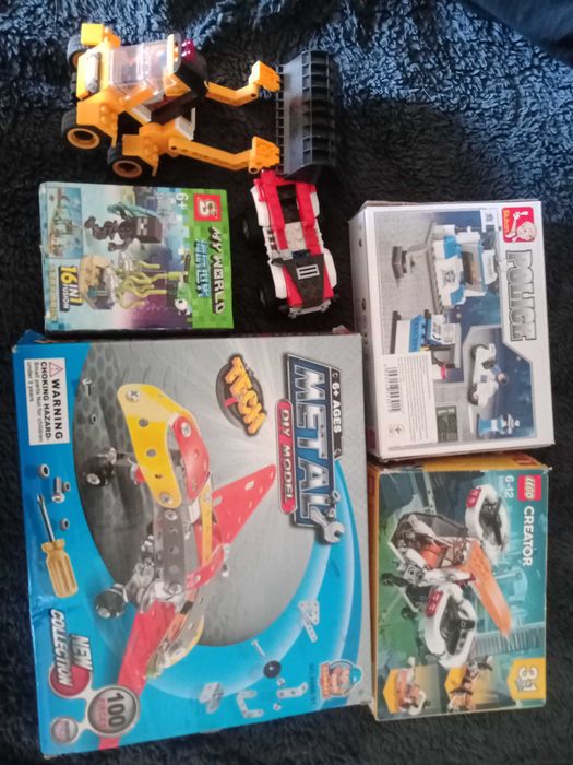 Продам набір різних конструкторів