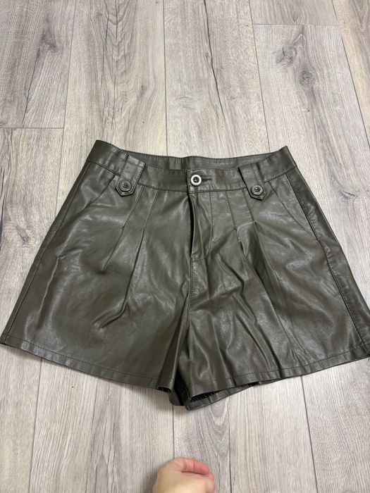 Шкіряні шорти