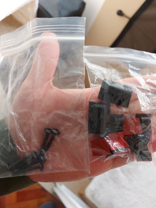 Secretária 140x60cm