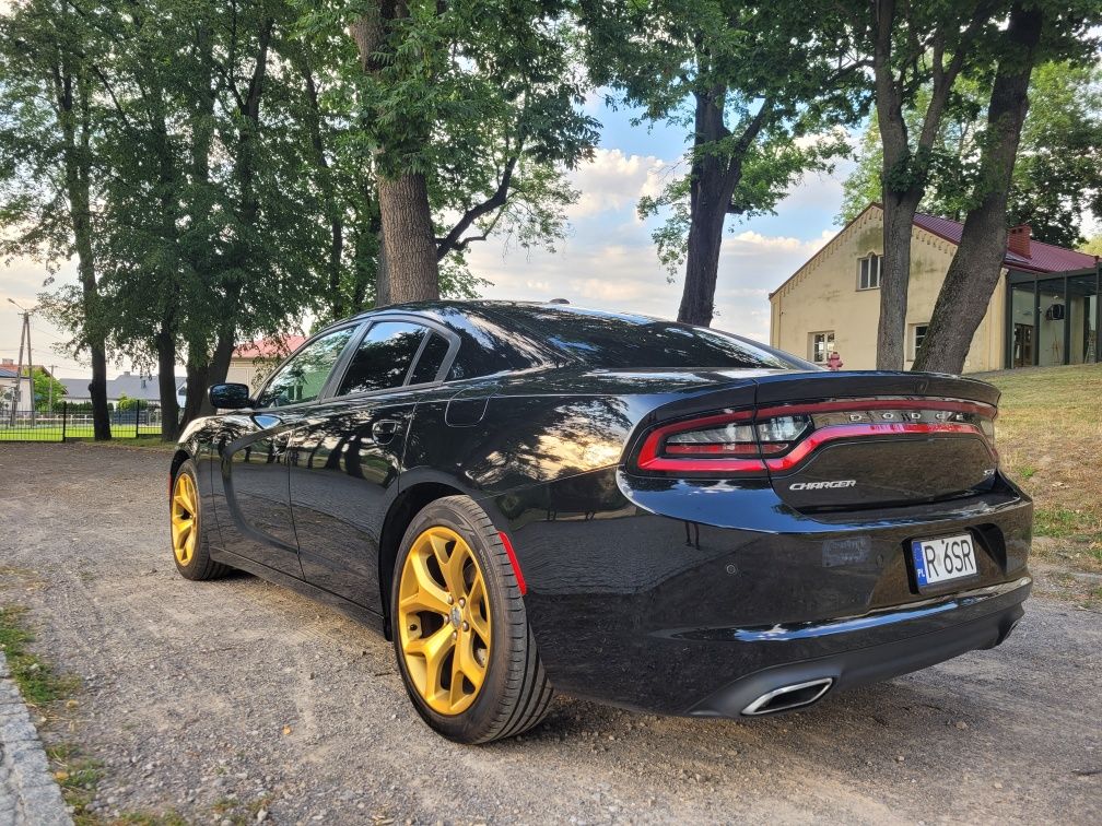 Dodge Charger 3.6 v6