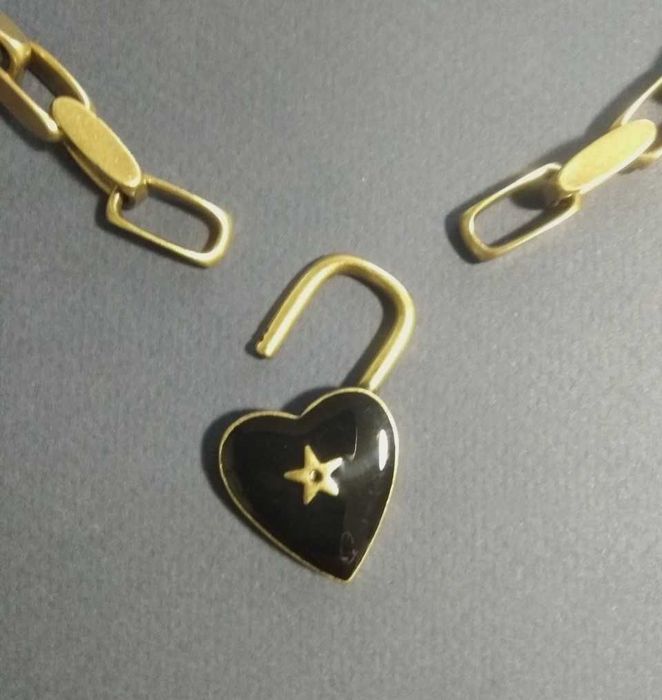 Украшение Dior. Высочайшего качества бижутерия