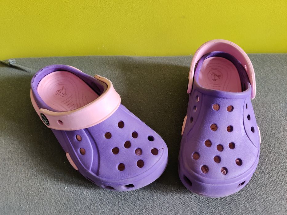 Klapki buciki Crocs 26