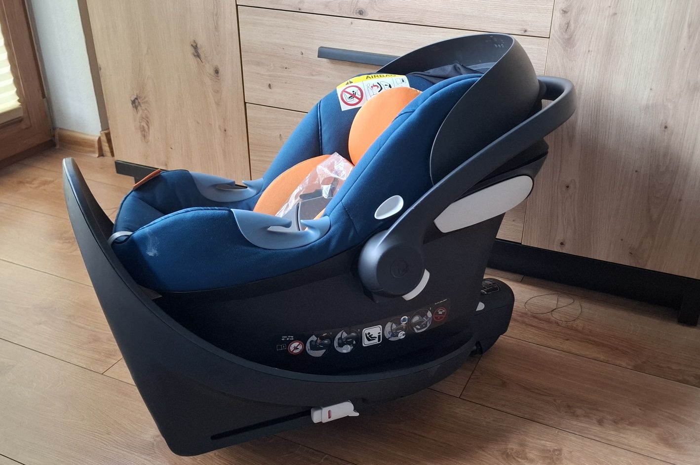Fotelik Cybex Aton + baza Cybex. Stan bdb