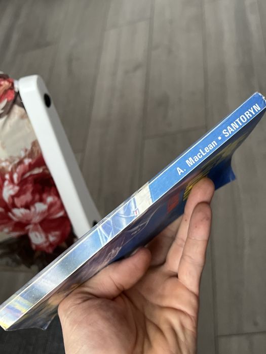 "Santoryn" Alistair MacLean