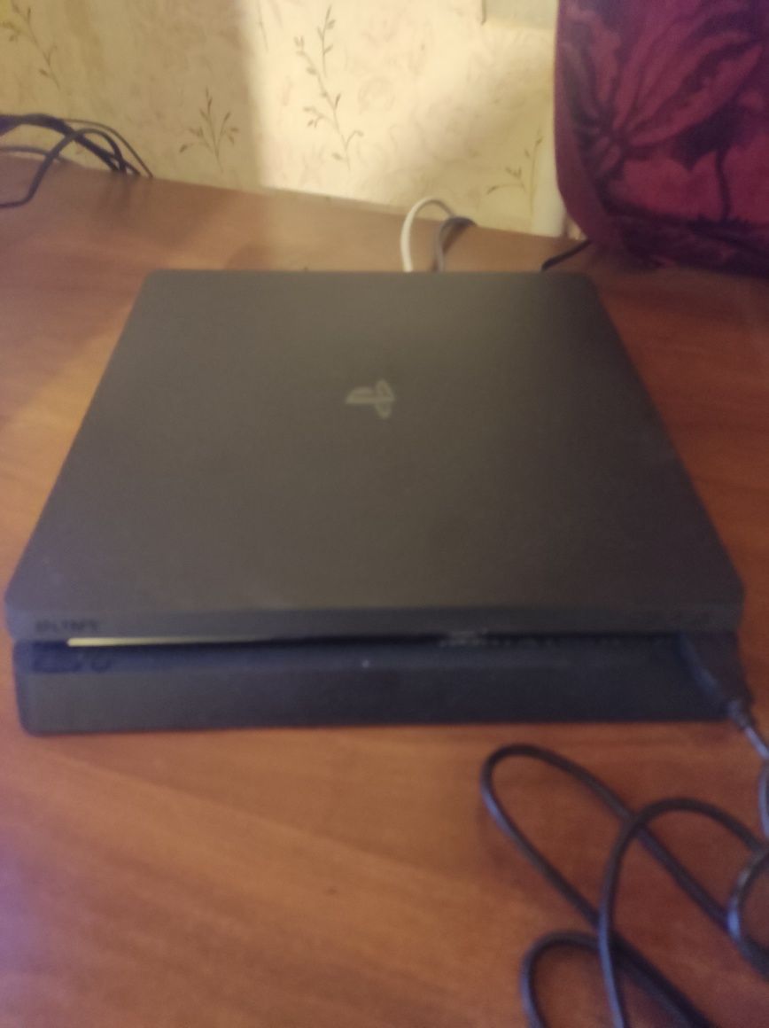 PS4 слімка два джойстика як нова
