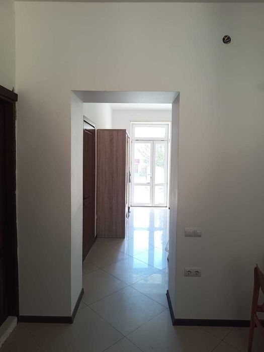 Продаж. 3 к, підвал, з власним садом. Центр. Куликівська. Власник