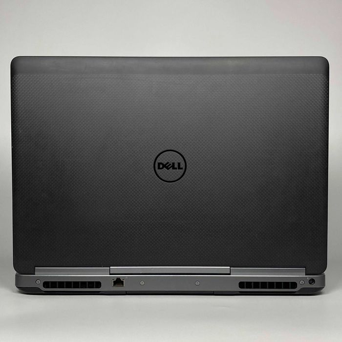 Ноутбук Dell Precision 7510 i7-6820HQ/Nvidia M1000M 2GB/16 RAM/256 SSD