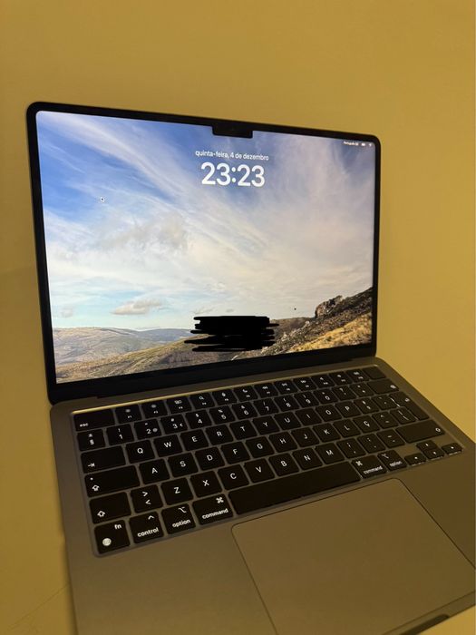 Macbook air M2 2022