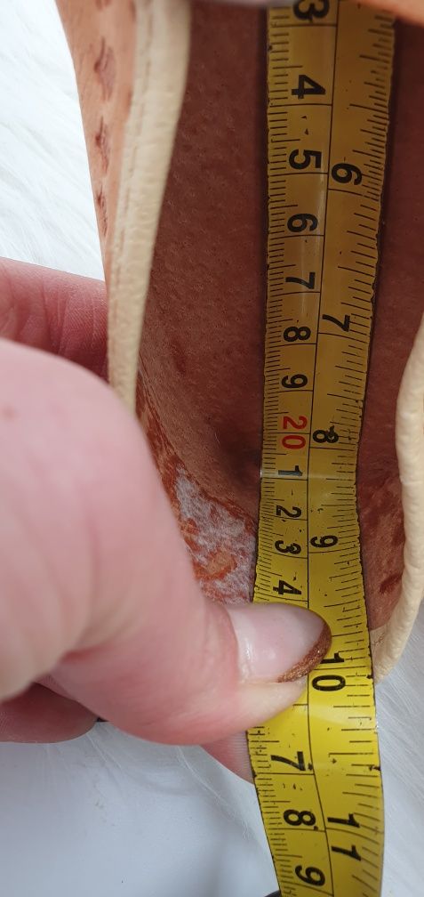 Kierpce r.22 długość 21cm góralskie skóra naturalna skórzane