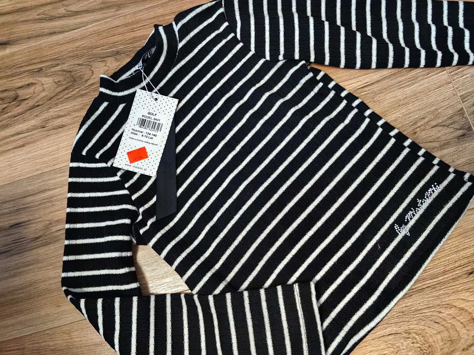 Mała mi 134 140 sweter  golf