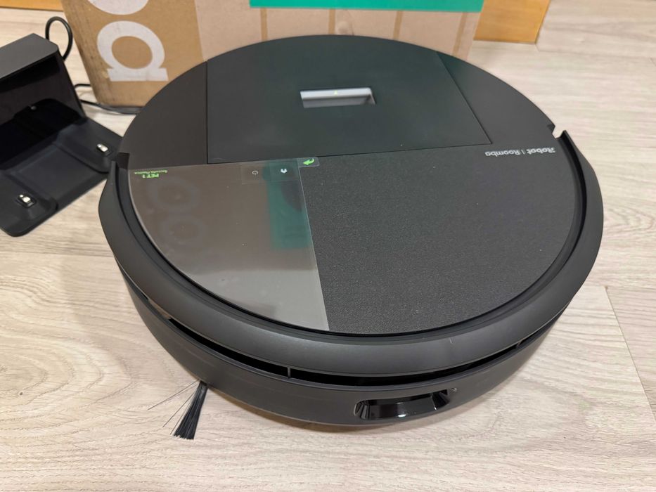 iRobot Roomba® Combo 205 DustCompactor – Última geração