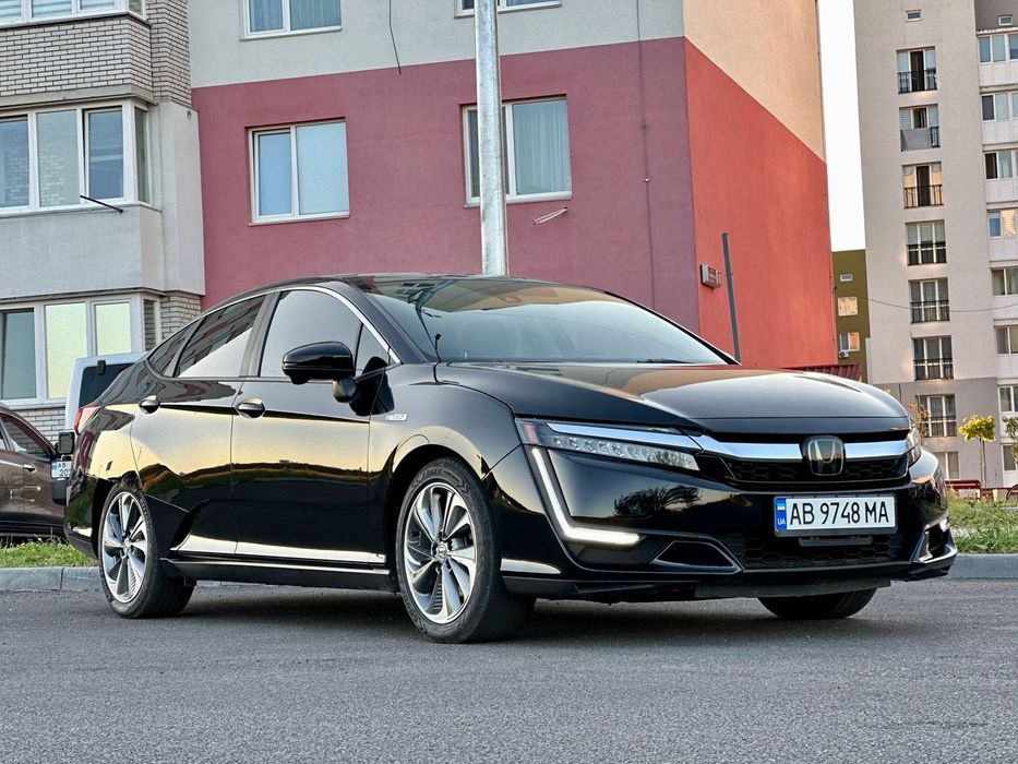 Honda Clarity 2018 рік плагін гібрид