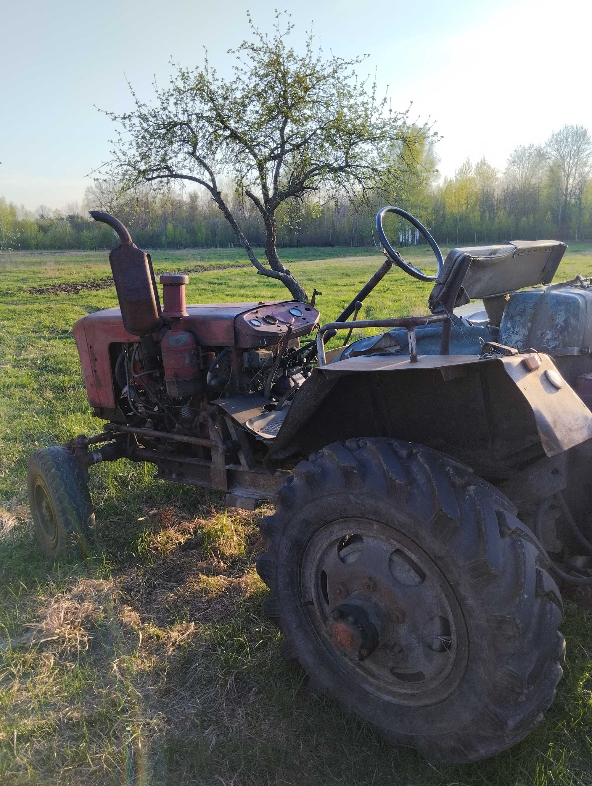 Продам трактор сільськогосподарський