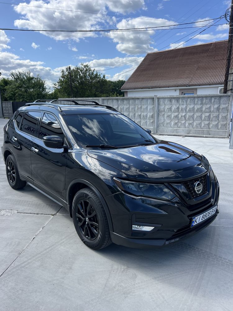 Продам Nissan Rogue SV