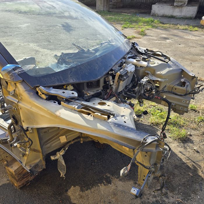 Четверть Передня Ліва Права Tesla Model 3 Сапог Чверть Тесла Модел 3