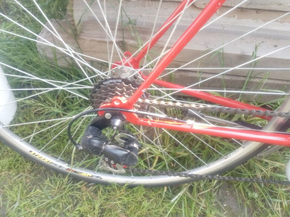 Rower szosowy retro kolarka po serwisie