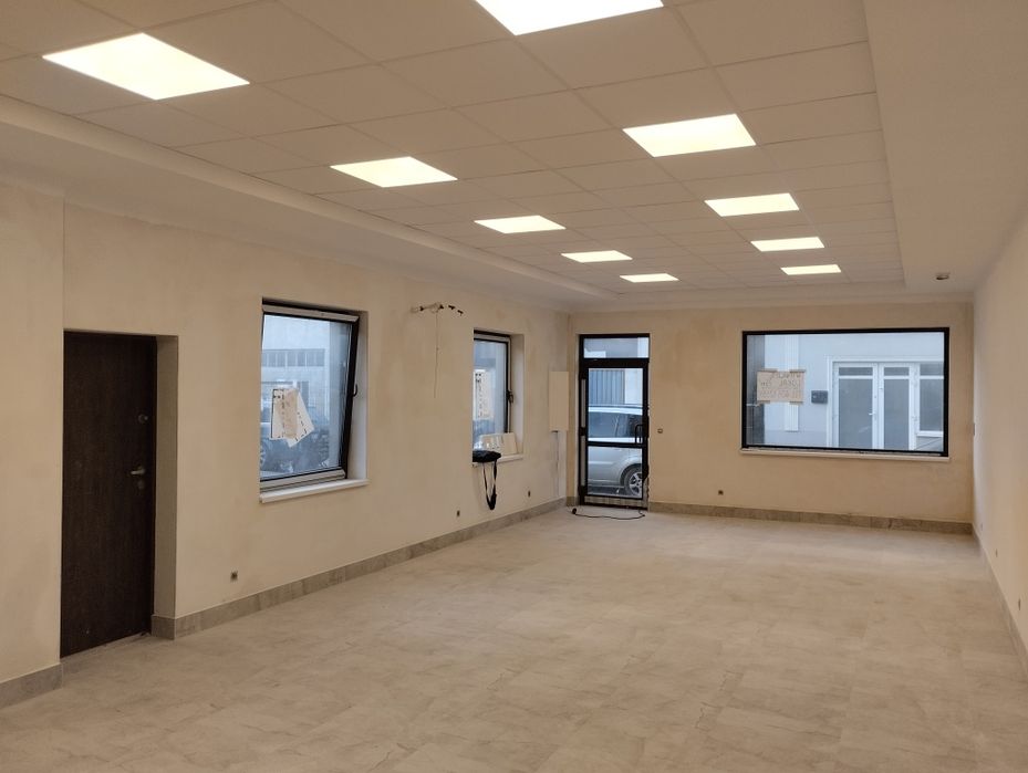 Wynajmę lokal usługowo/handlowy, 73,50 m2 wraz z ogródkiem .