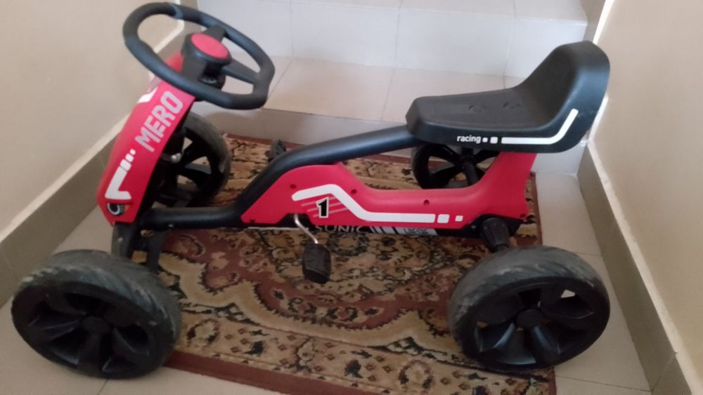 Gokart na pedały dla dzieci