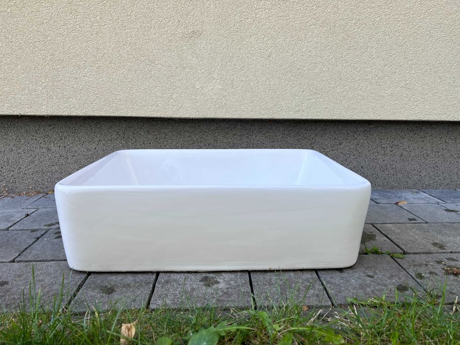 Umywalka nablatowa Invena 48x37cm wysokość 14cm