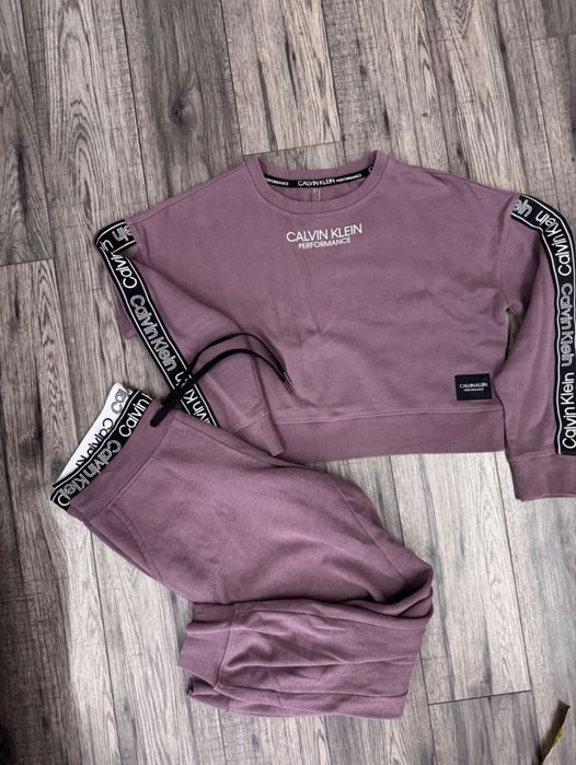 Костюм оригінальний Calvin Klein,зимовий теплий жіночий костюм,