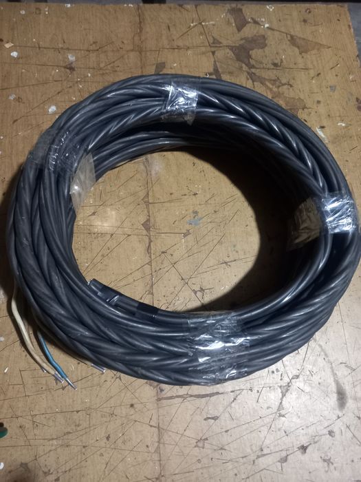 Електричний кабель 4х  жильний.