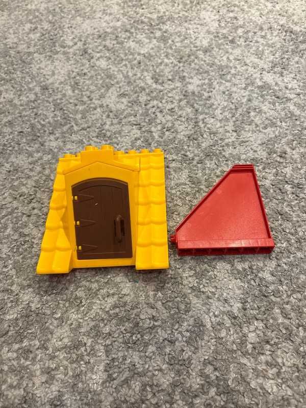 Oryginalne LEGO DUPLO daszek z drzwiami, domek