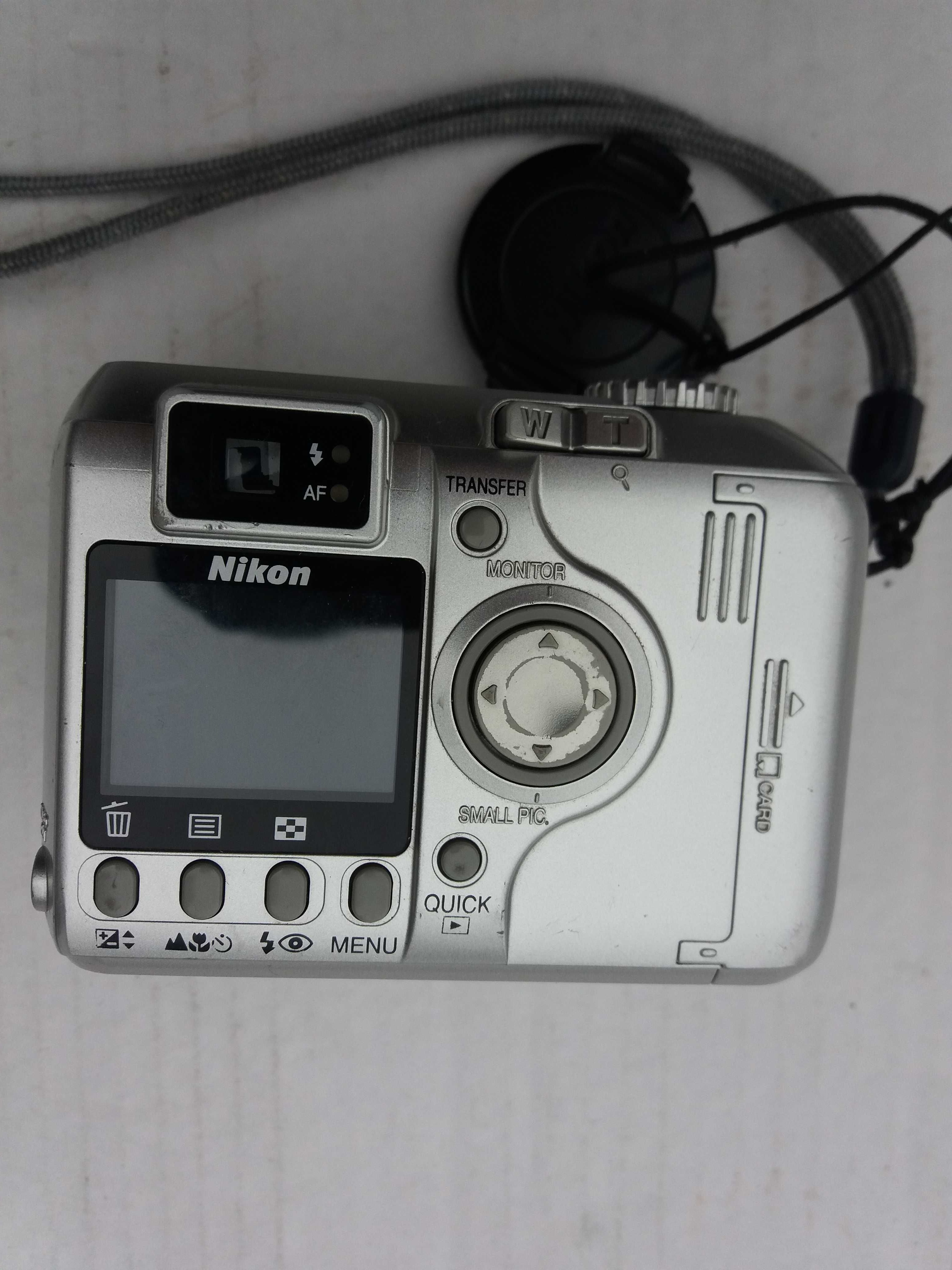 Aparat fotograficzny Nikon colorpix 4300