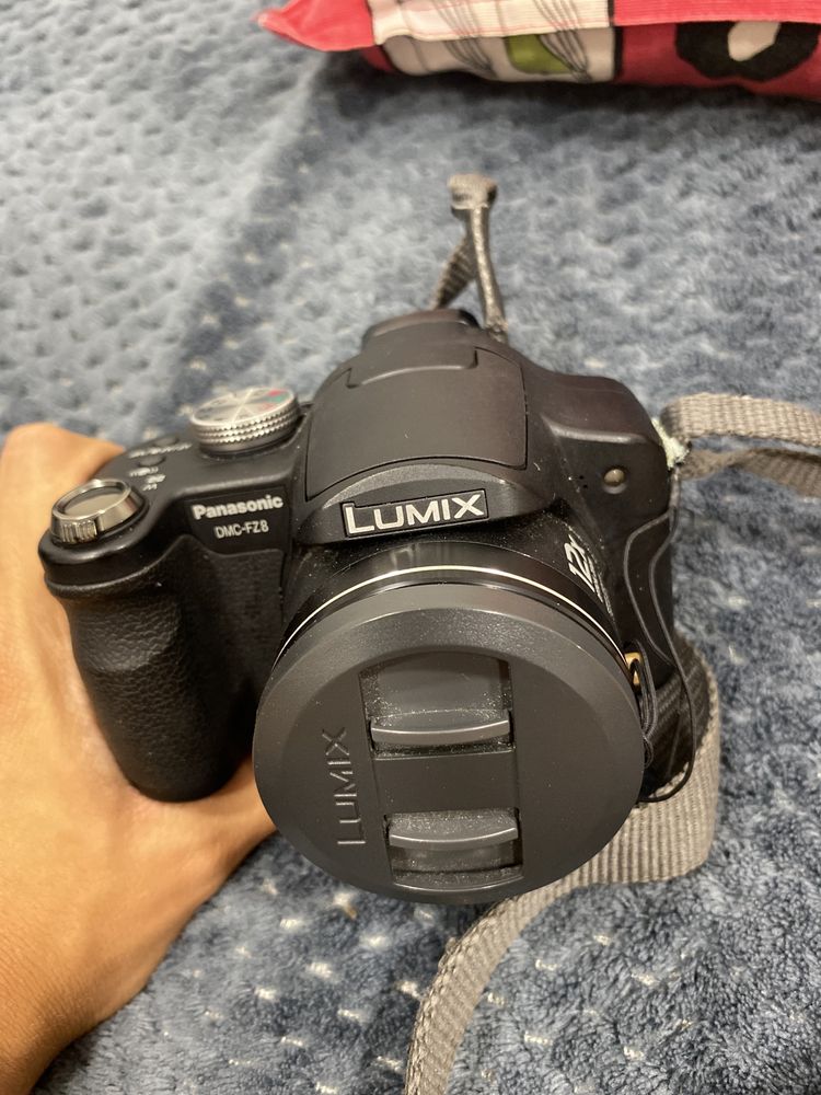 Câmera Fotográfica Lumix DMC-FZ8