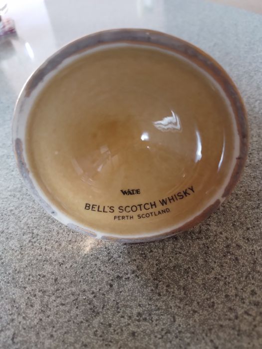 Kolekcjonerska butelka Bell's do whisky
