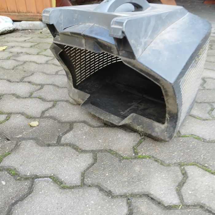 Kosiarka z silnikiem briggs&stratton uszkodzona