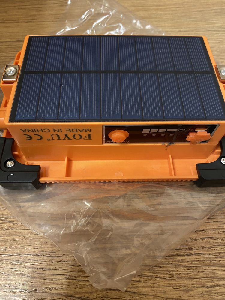 светильник FOYU FO-TA162 30W + power bank  с солнечной панелью