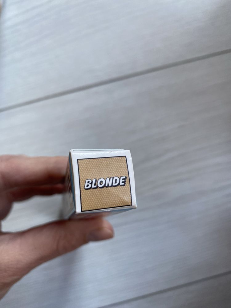 the Balm Kredka do brwi Blonde