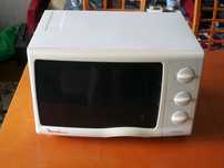 Kuchenka mikrofalowa Moulinex DA5