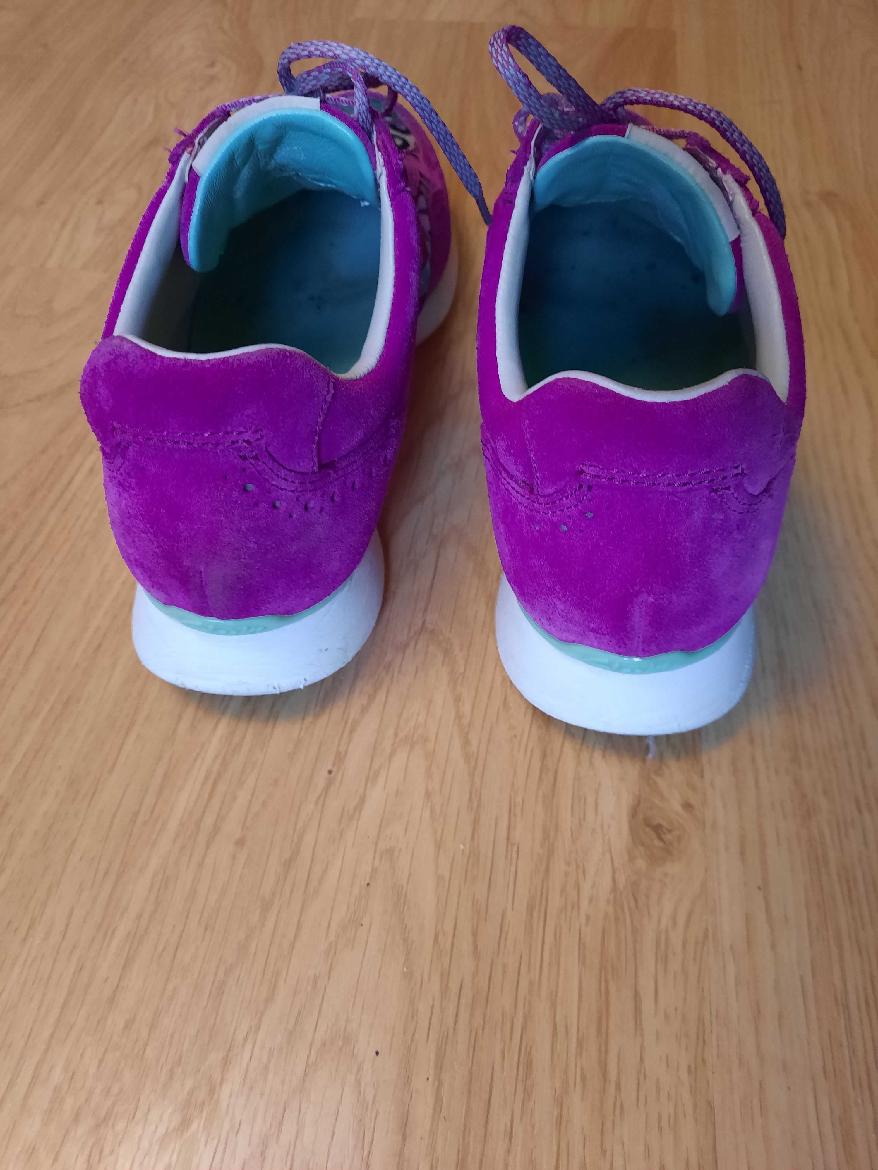Женские кожаные кроссовки Clarks 41 р.