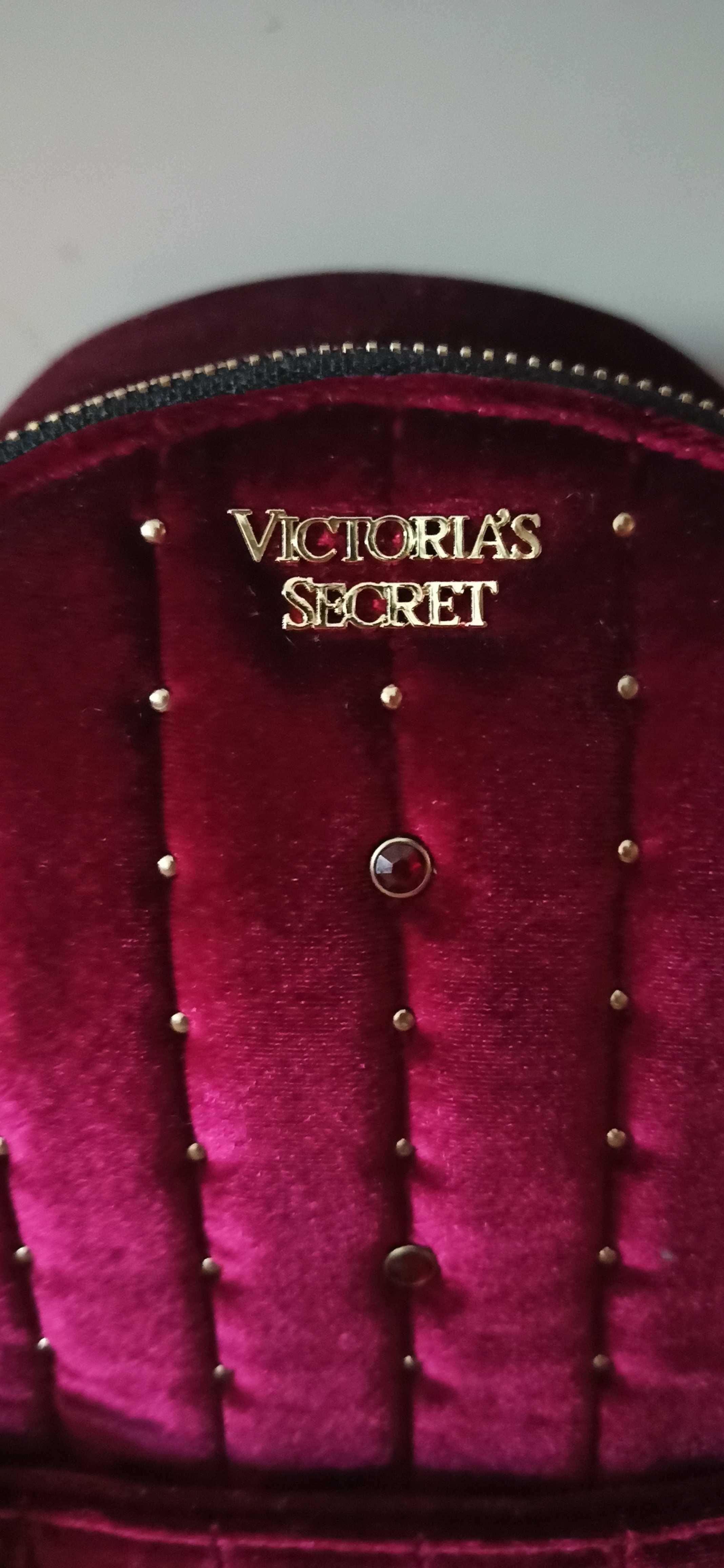 Śliczny nowy plecak Victoria's Secret