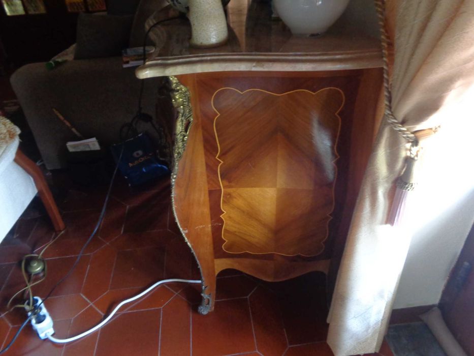 Comoda Estilo Luis V