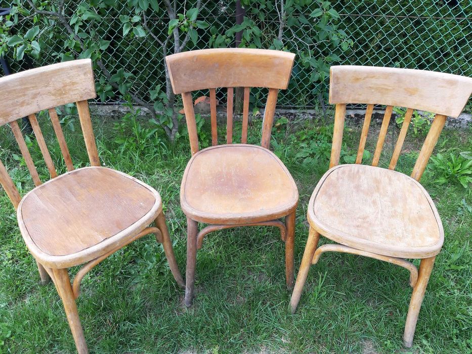 Krzesła stare do renowacji